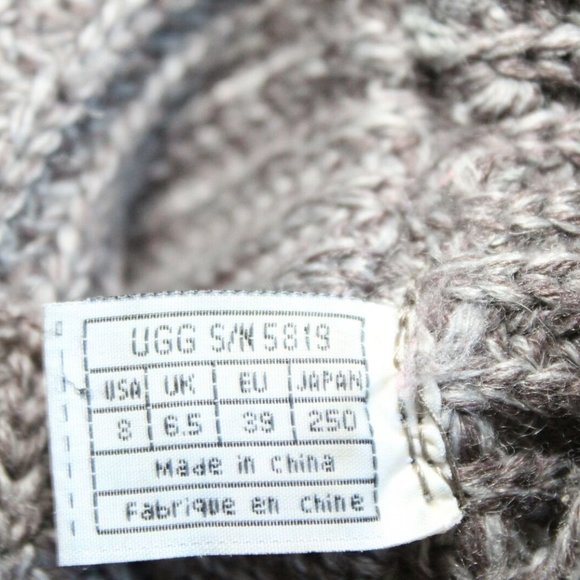 UGG Classic Cardy Button Detailed Sweater Knit Boots 5819 Gray Size 8 H12130 - Picture 9 of 11